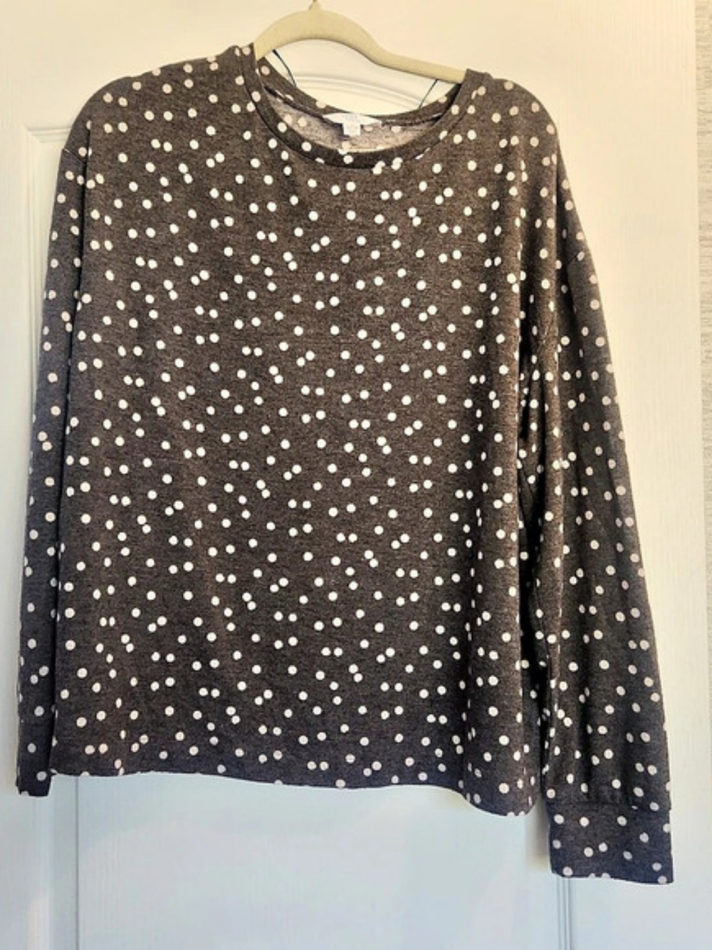Time and Tru Women's Large Polka Dot Long Sleeve Top L EUC